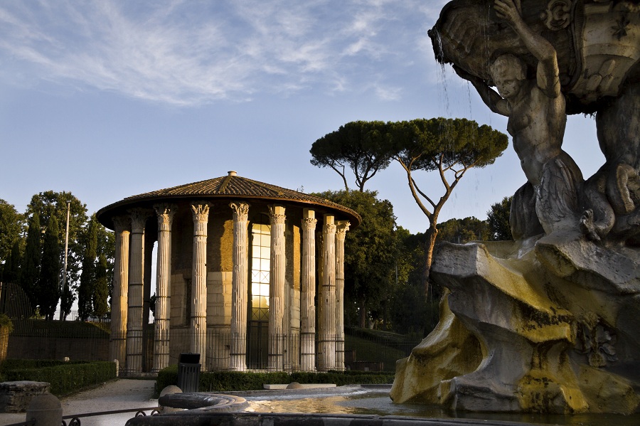 Best Vatican tour trevi fountain