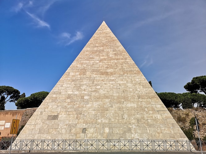 pyramid in Rome